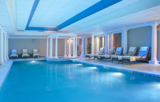 Pool, Linden Hall