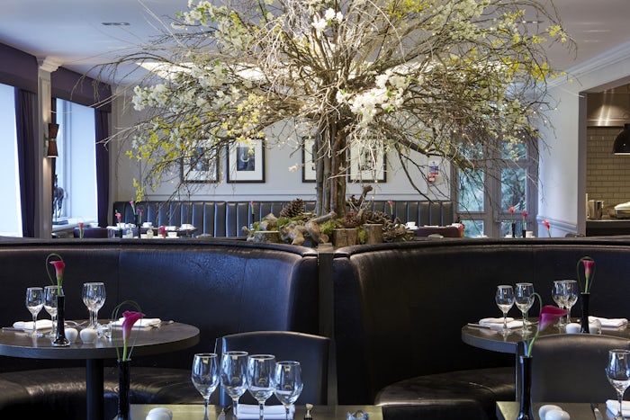Acanthus restaurant