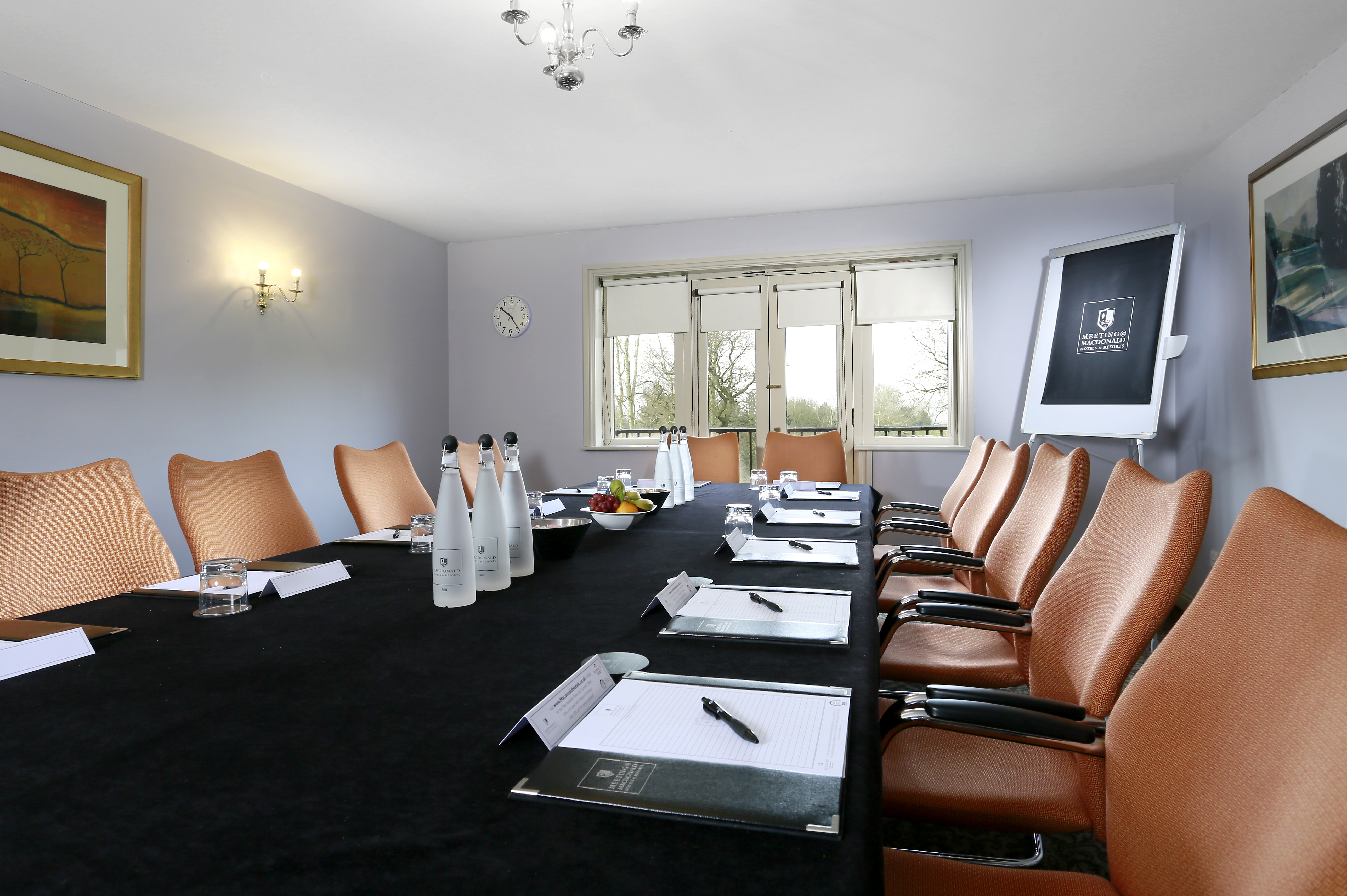 Hazel Suite, Hill Valley