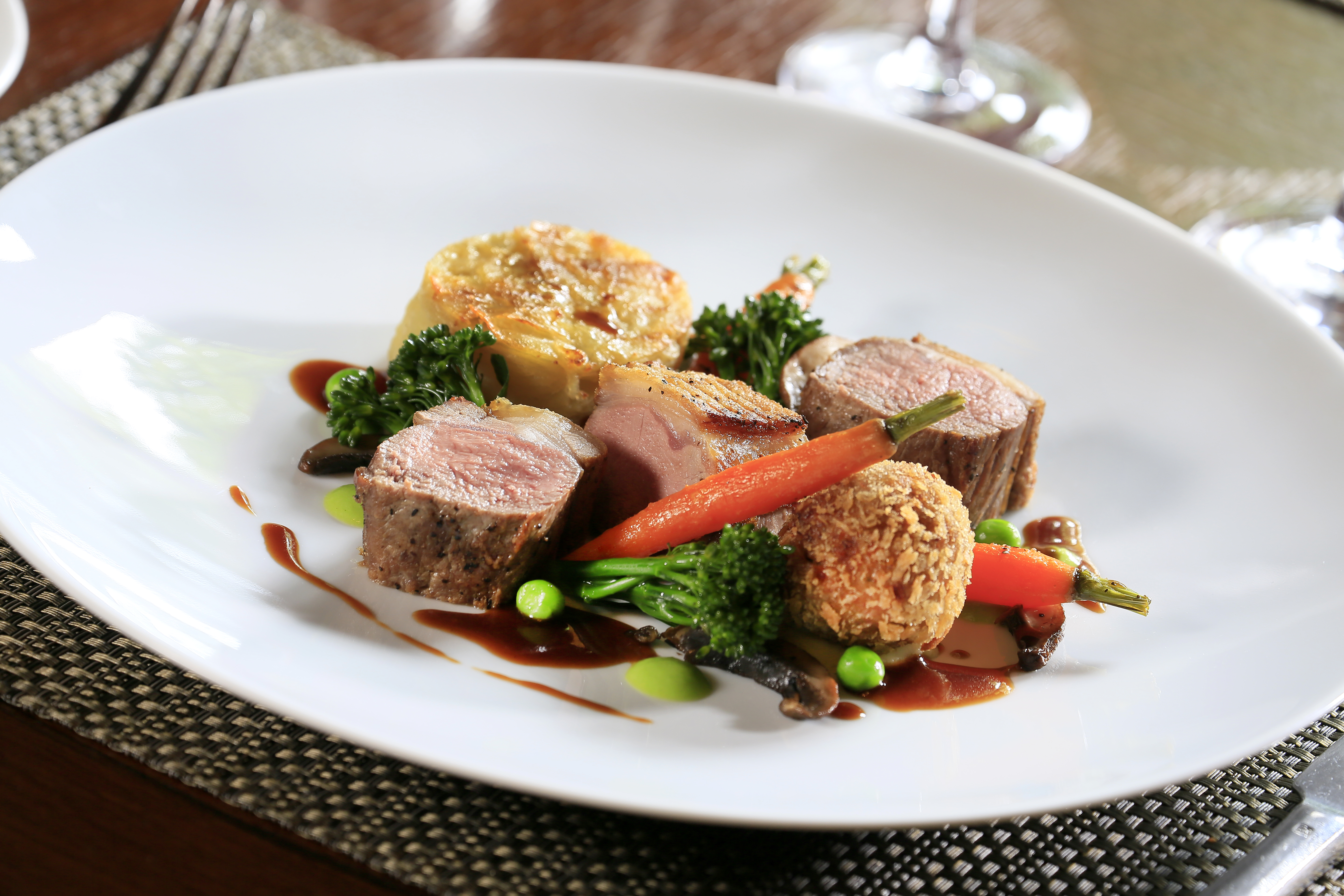 Norwood Hotel Christmas 2022 Christmas And New Year At Macdonald Norwood Hall Hotel