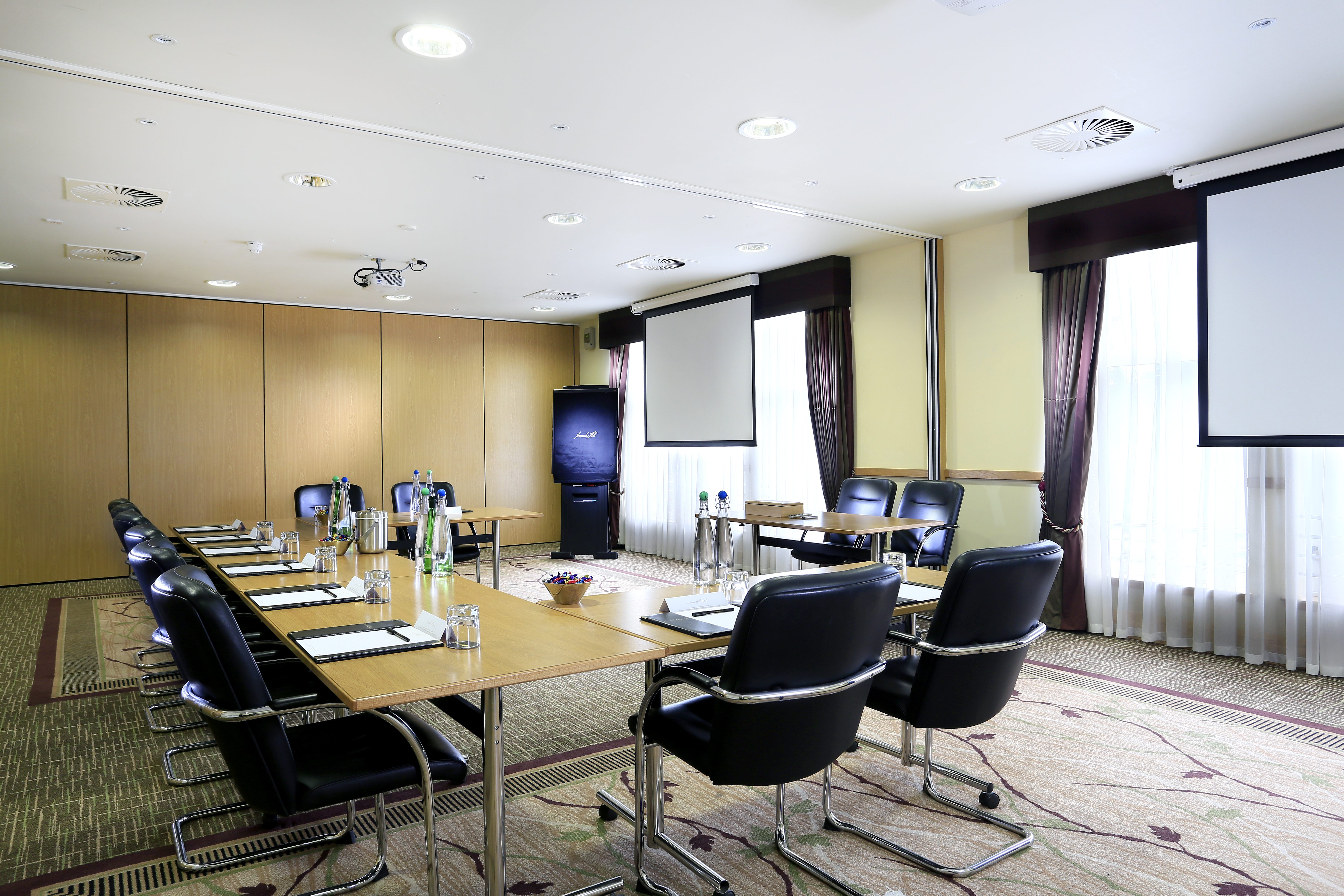 Norwood Hotel Christmas 2022 Christmas And New Year At Macdonald Norwood Hall Hotel