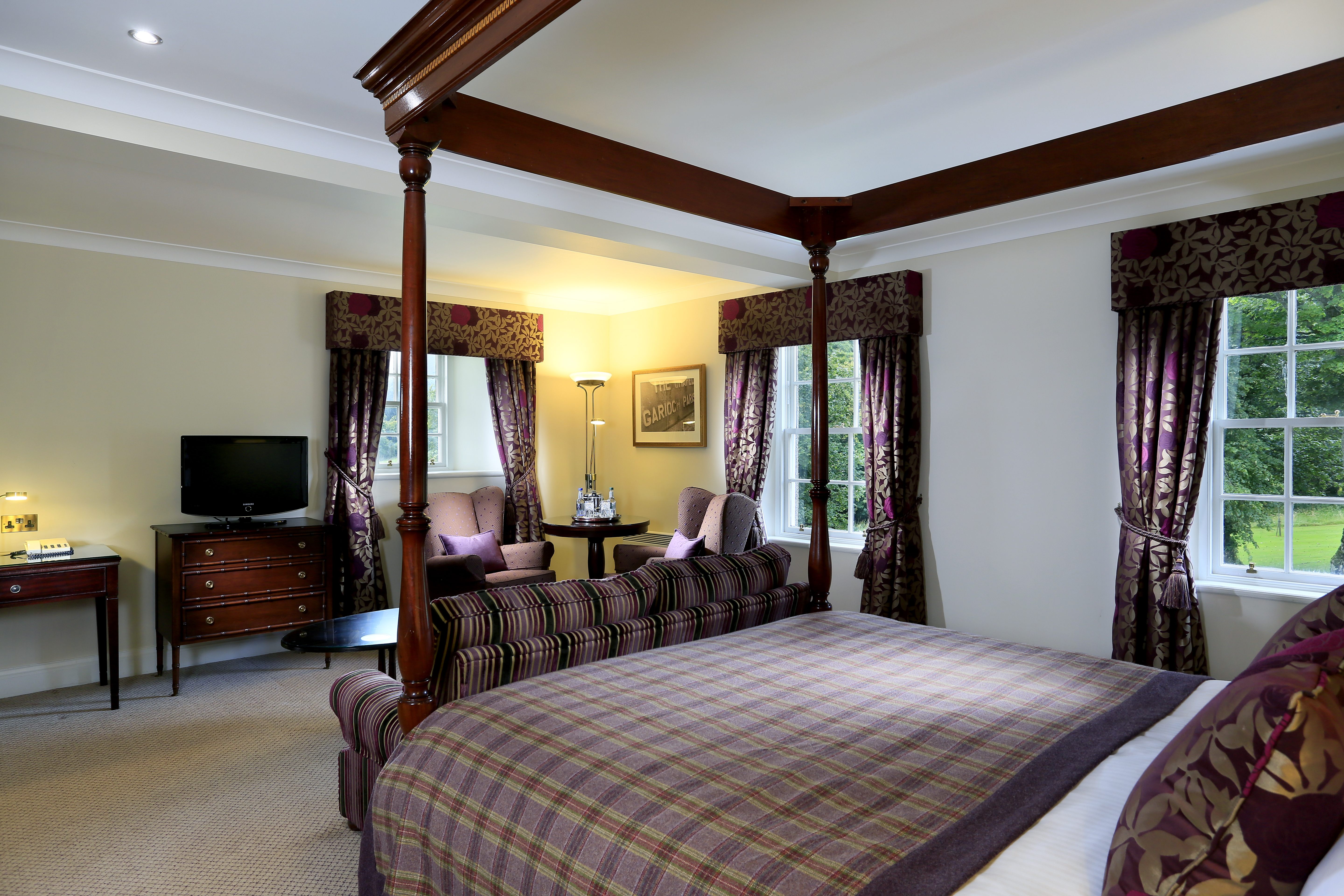 Super Deluxe Rooms Pittodrie House