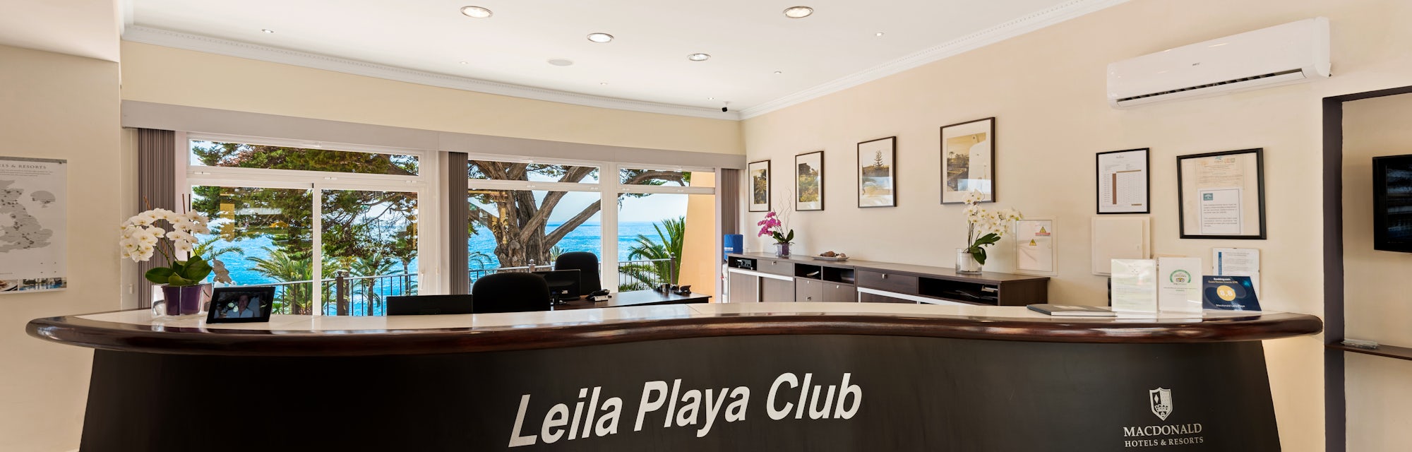 Leila Playa Reception