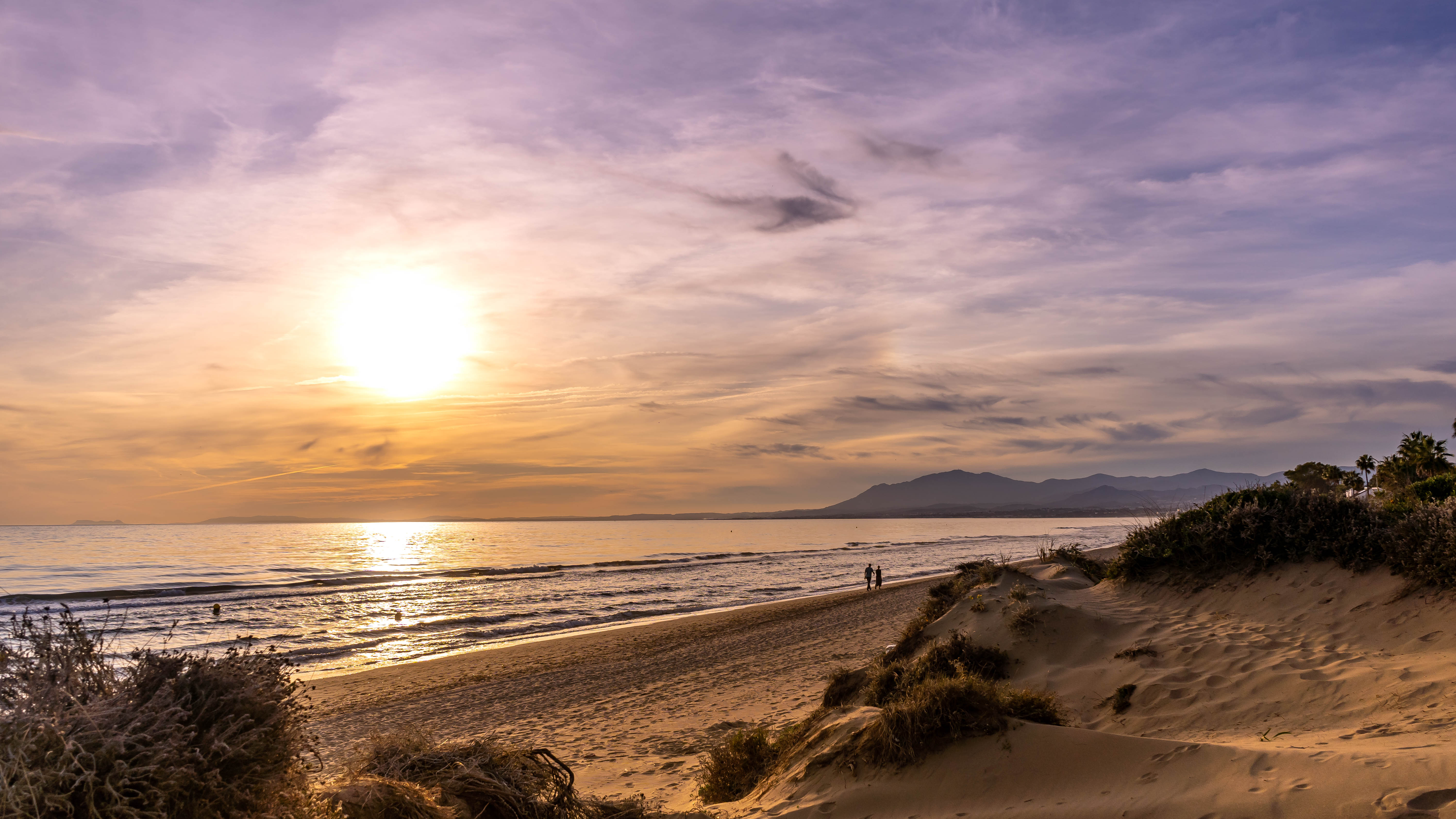 Calahonda Beach - Self-Catering Resorts in Costa del 