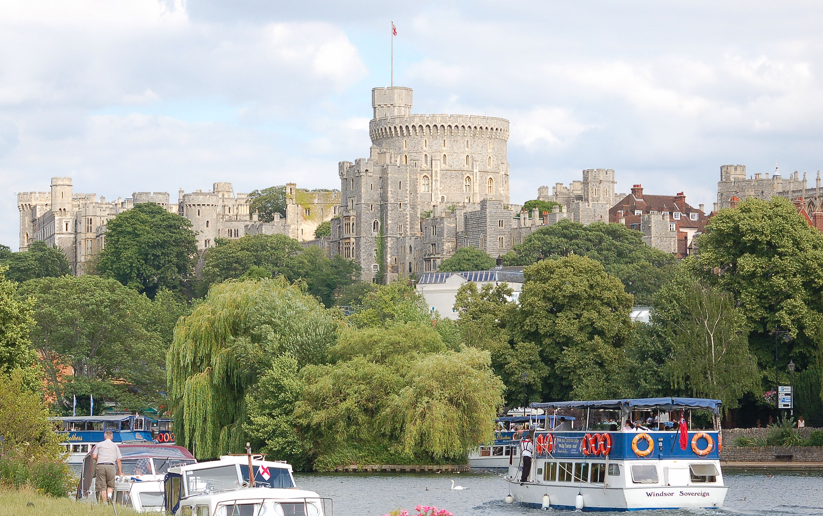 Royal Cruise and Windsor Castle 