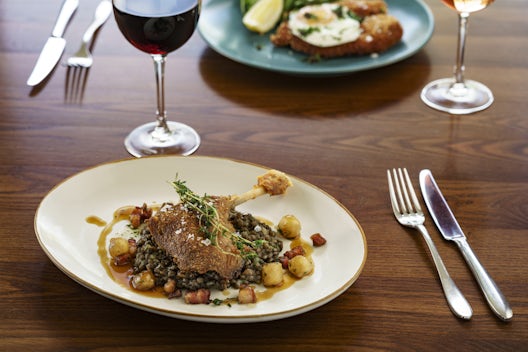 Duck with Lentils, Salt