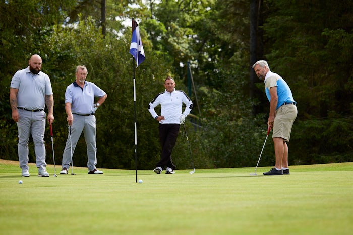 Golfer putting at Cardrona