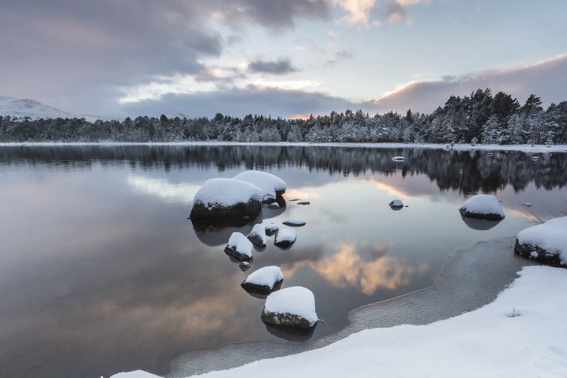 Loch Morlich Snow