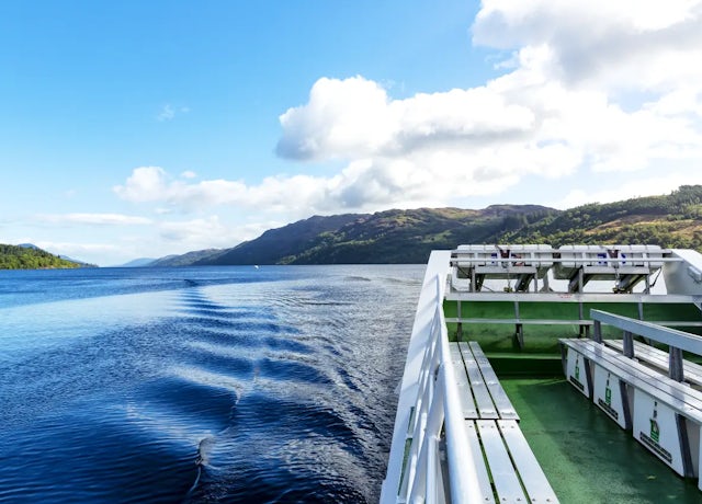 Cruise on Loch Ness