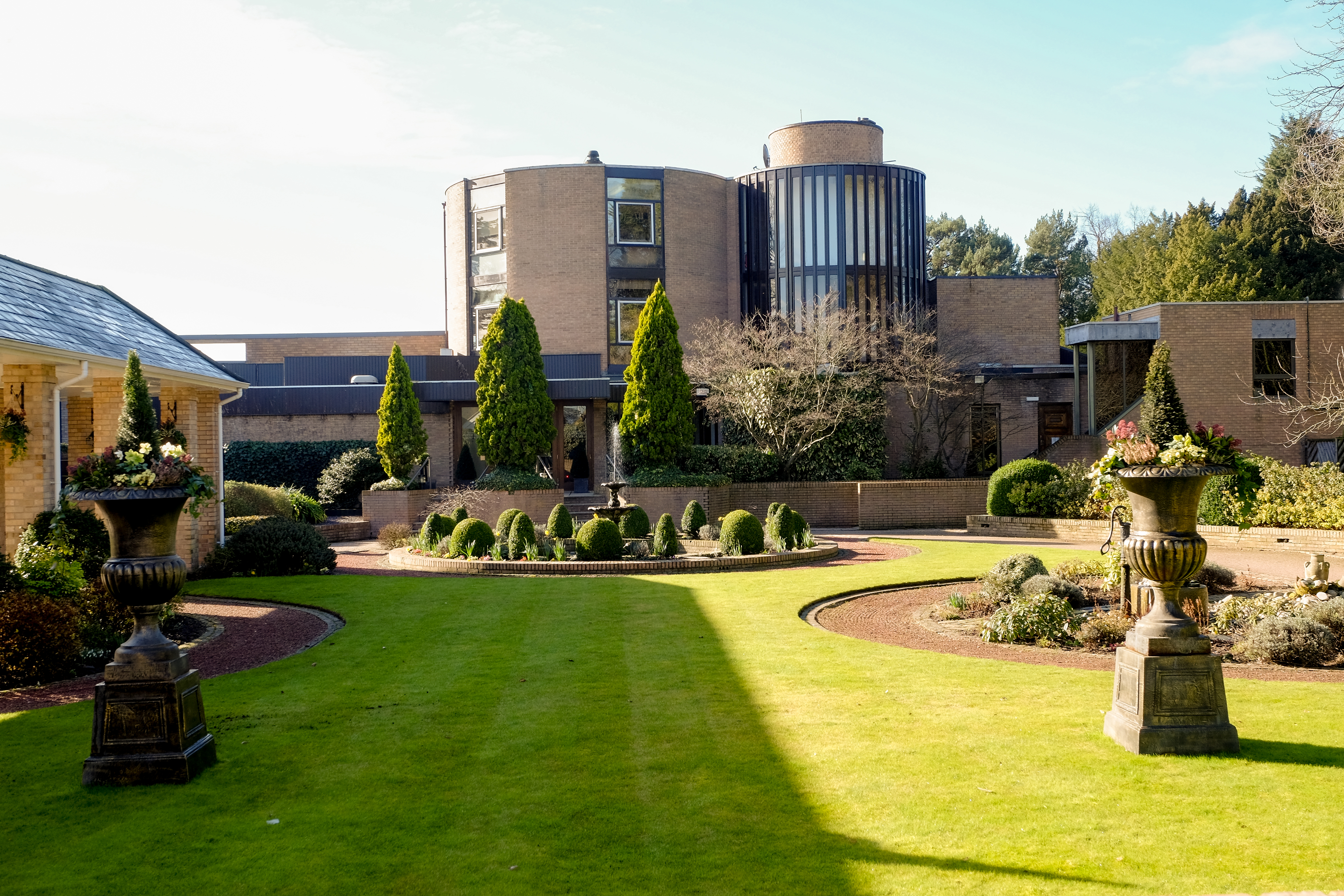 Portal Hotel exterior