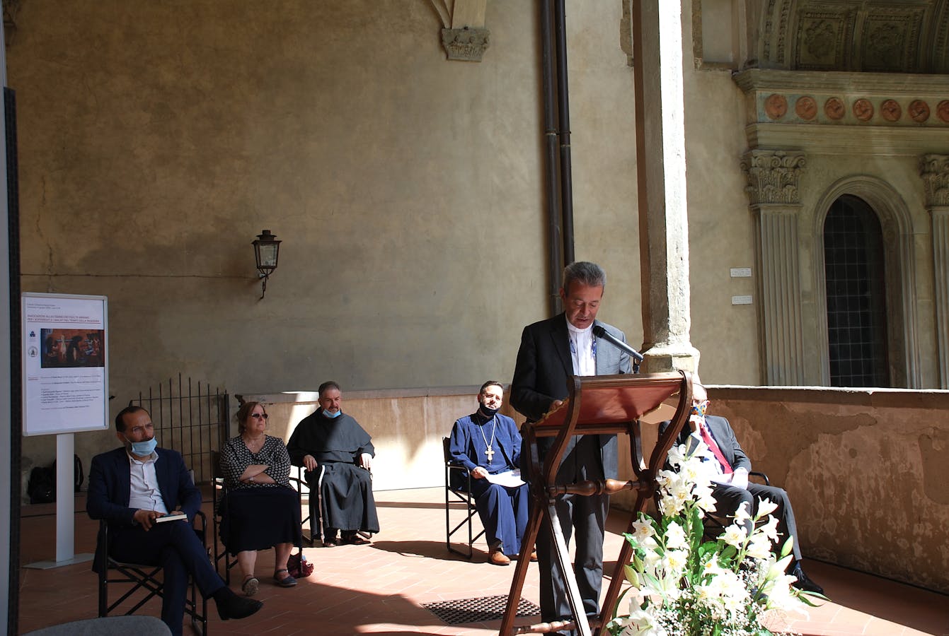 Preghiera interreligiosa in Santa Croce intervento del vicepresidente Don Alessandro Andreini Preghiera interreligiosa in Santa Croce intervento del vicepresidente Don Alessandro Andreini