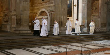 Celebrazione religiosa nella basilica di Santa Croce, Firenze Celebrazione religiosa nella basilica di Santa Croce, Firenze