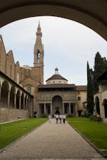 Cappella Pazzi, Primo Chiostro
