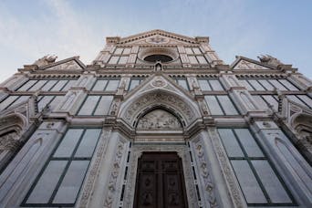 Facciata della basilica. Firenze, Santa Croce