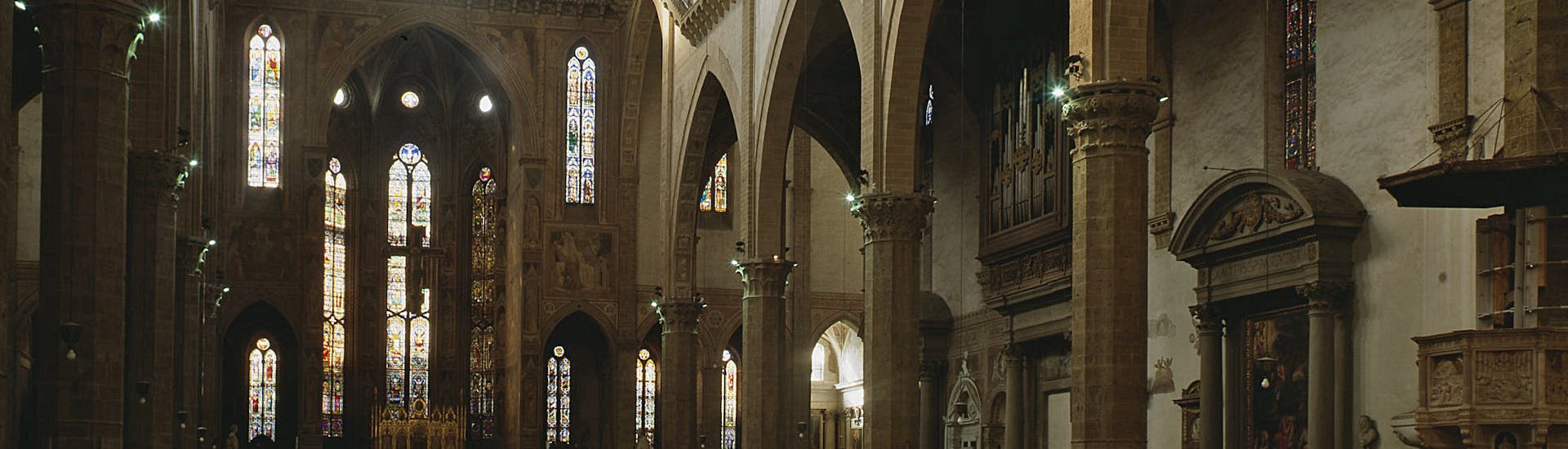 Interno della basilica. Firenze, Santa Croce Interno della basilica. Firenze, Santa Croce