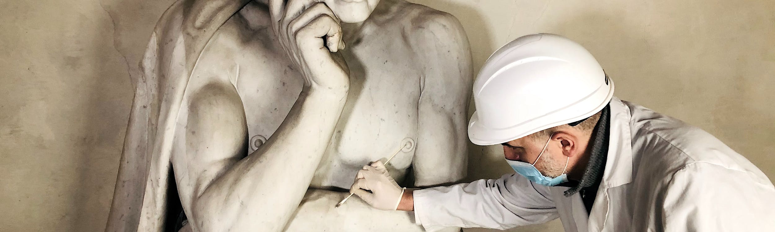 Restauro di Stefano Ricci "Cenotafio di Dante Alighieri". Firenze, Santa Croce Restauro di Stefano Ricci "Cenotafio di Dante Alighieri". Firenze, Santa Croce
