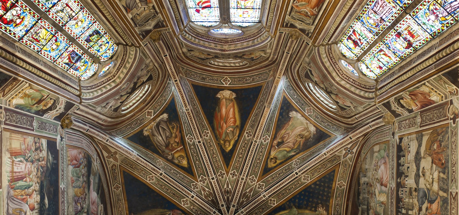 Interno della cappella Maggiore. Firenze, Santa Croce, transetto