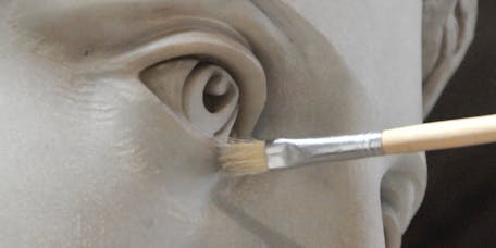 Restauro di Pio Fedi, “Tomba monumentale di Giovan Battista Niccolini”, 1870-1876, marmo bianco di Carrara, marmo bardiglio grigio, ottone. Firenze, Santa Croce, controfacciata Restauro di Pio Fedi, “Tomba monumentale di Giovan Battista Niccolini”, 1870-1876, marmo bianco di Carrara, marmo bardiglio grigio, ottone. Firenze, Santa Croce, controfacciata