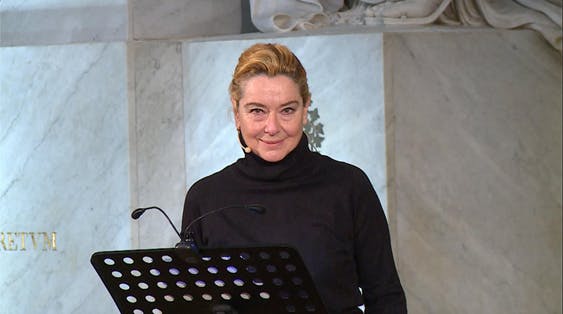 Monica Guerritore legge Dante in Santa Croce Monica Guerritore legge Dante in Santa Croce