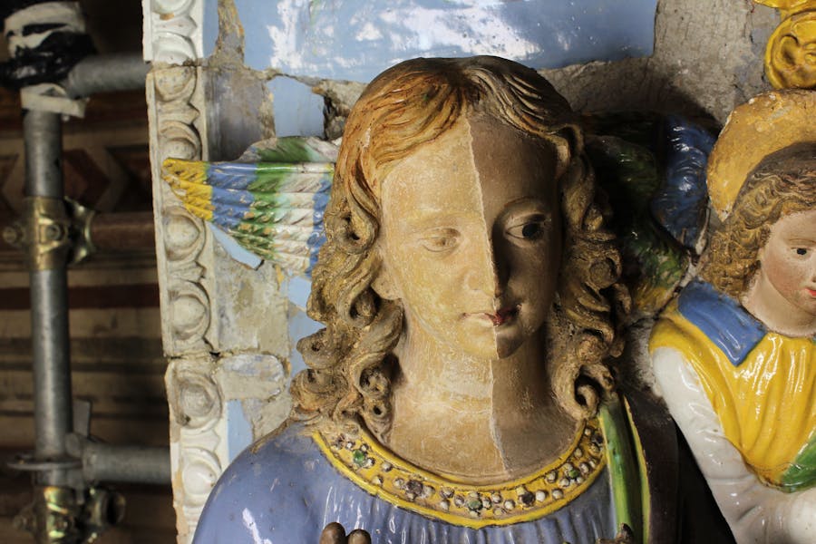 Restauro di Giovanni della Robbia, "Madonna col Bambino e santi", Firenze, Basilica di Santa Croce, Cappella Pulci Berardi