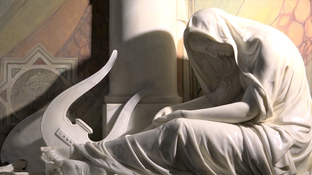 Stefano Ricci, "La Fede coniugale" particolare del "Monumento a Michal Bogoria Skotnicki, 1808-1812, marmo. Firenze, Santa Croce, cappella Castellani Stefano Ricci, "La Fede coniugale" particolare del "Monumento a Michal Bogoria Skotnicki, 1808-1812, marmo. Firenze, Santa Croce, cappella Castellani