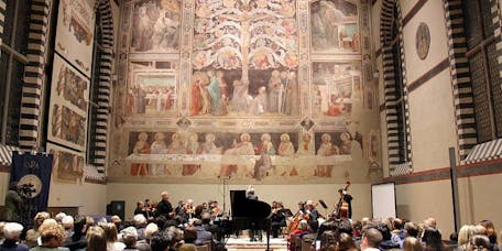 Concerto dell'Orchestra da Camera Fiorentina nel Cenacolo di Santa Croce a Firenze Concerto nel Cenacolo di Santa Croce