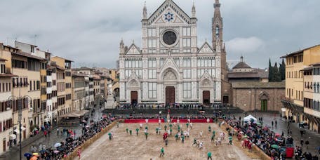 Calcio storico fiorentino in piazza Santa Croce Calcio storico fiorentino in piazza Santa Croce