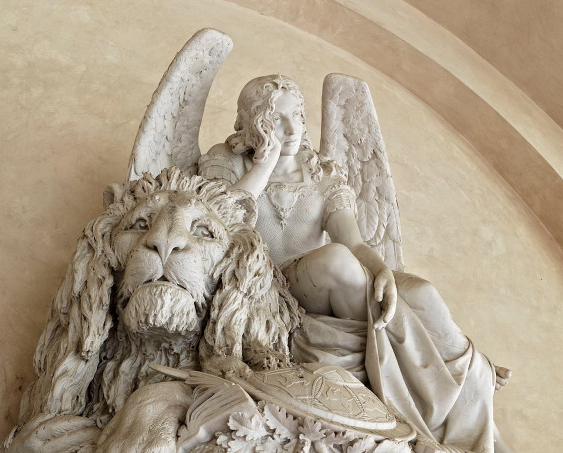 Michele Auteri Pomar, “Cenotafio di Giuseppe La Farina”, particolare, 1877, marmo. Firenze, Santa Croce, primo chiostro Michele Auteri Pomar, “Cenotafio di Giuseppe La Farina”, particolare, 1877, marmo. Firenze, Santa Croce, primo chiostro