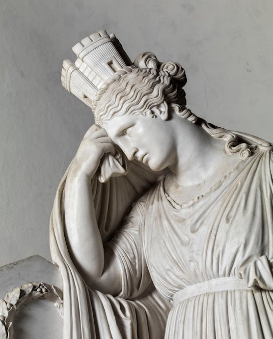 Antonio Canova, “Italia”, particolare della “Tomba monumentale di Vittorio Alfieri”, 1804-1810, marmo. Firenze, Santa Croce, navata destra Antonio Canova, “Italia”, particolare della “Tomba monumentale di Vittorio Alfieri”, 1804-1810, marmo. Firenze, Santa Croce, navata destra