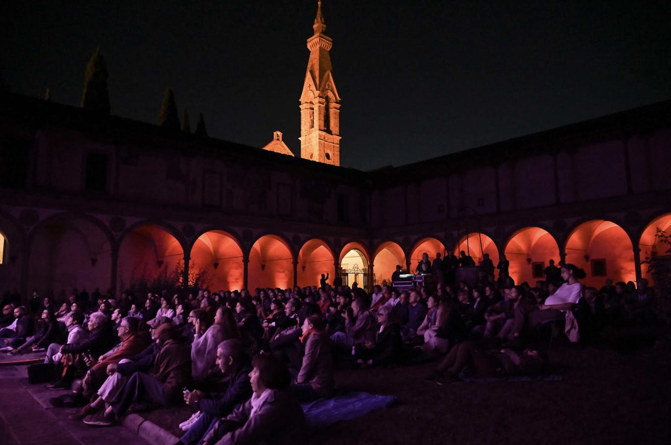 Concerto nel secondo chiostro - Genius Loci Concerto nel secondo chiostro - Genius Loci