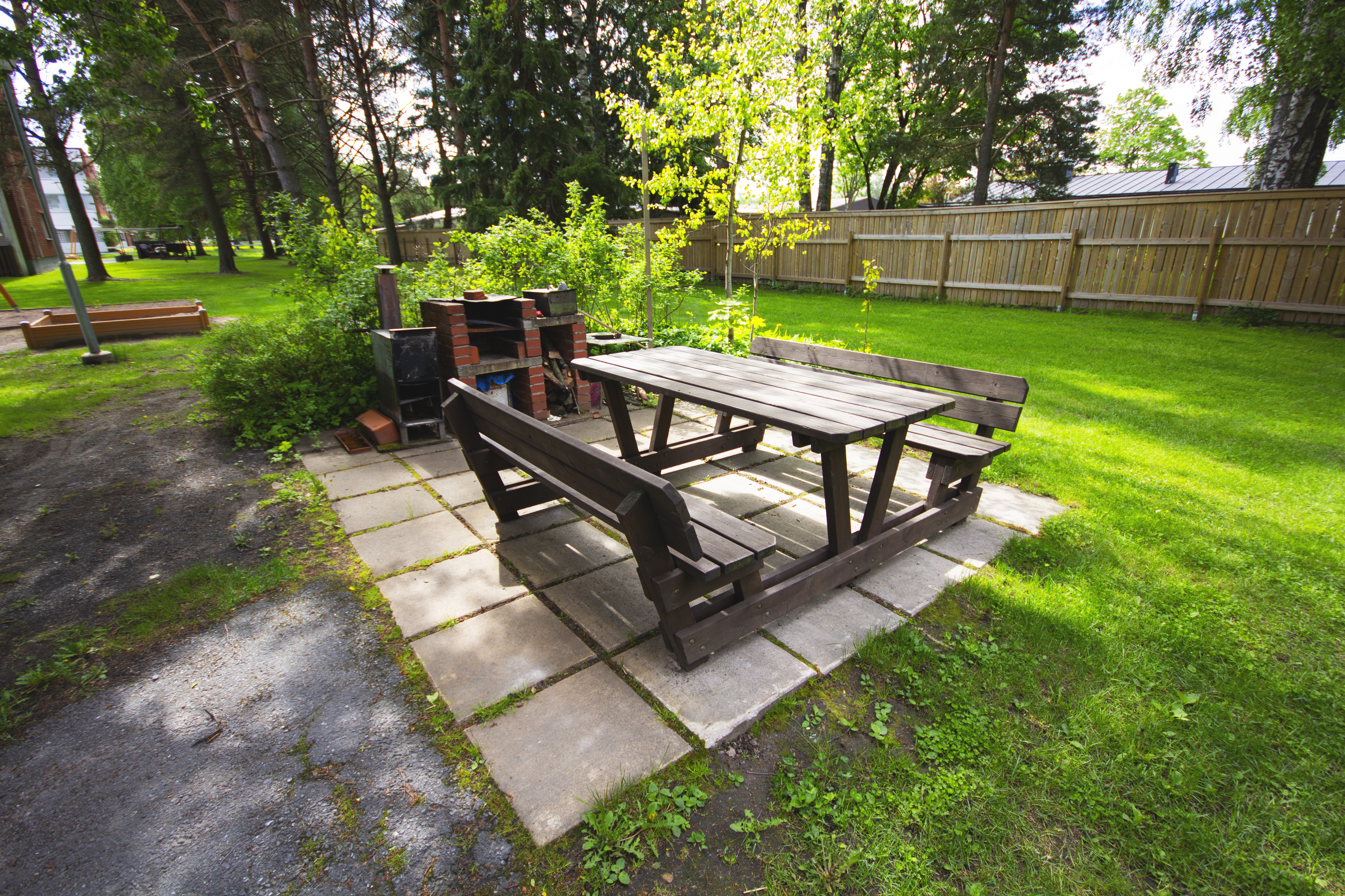 Ojantie 19, 21, pienkuva 212