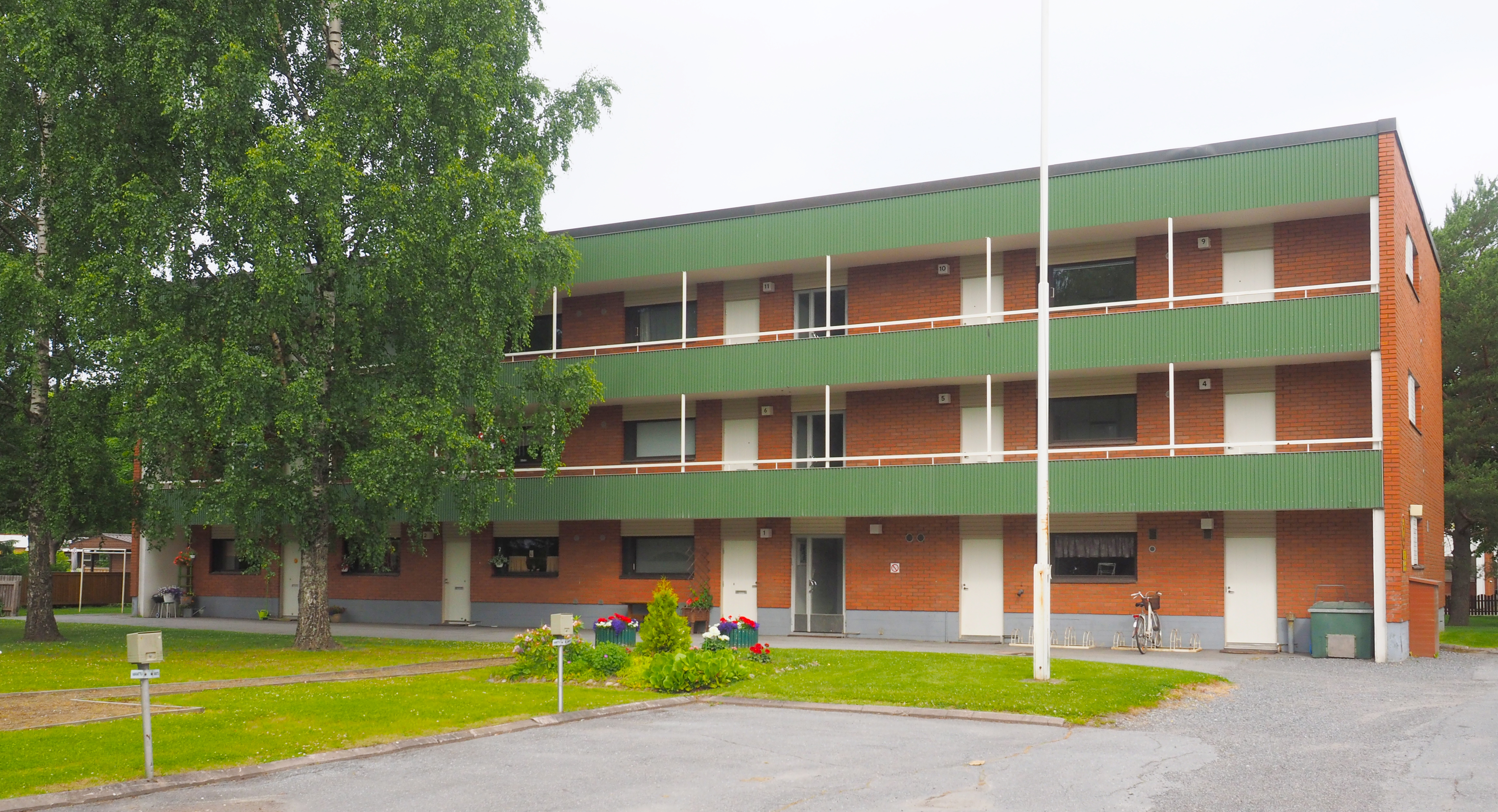 Ojantie 19, 21, pienkuva 214