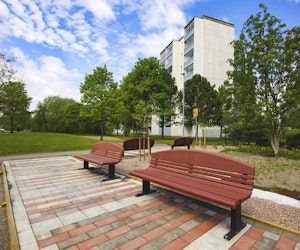 Kouvonraitti 16, julkisivu