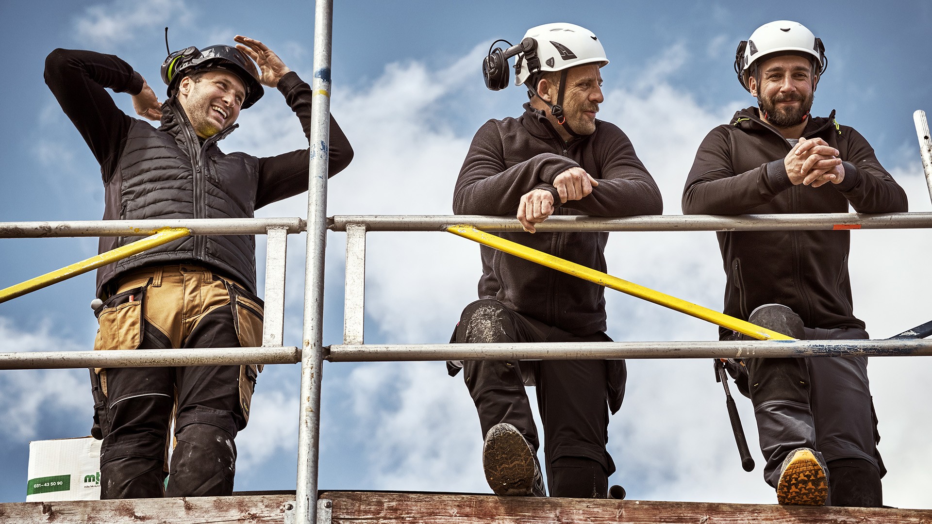 Construction workers with Snickers workwear