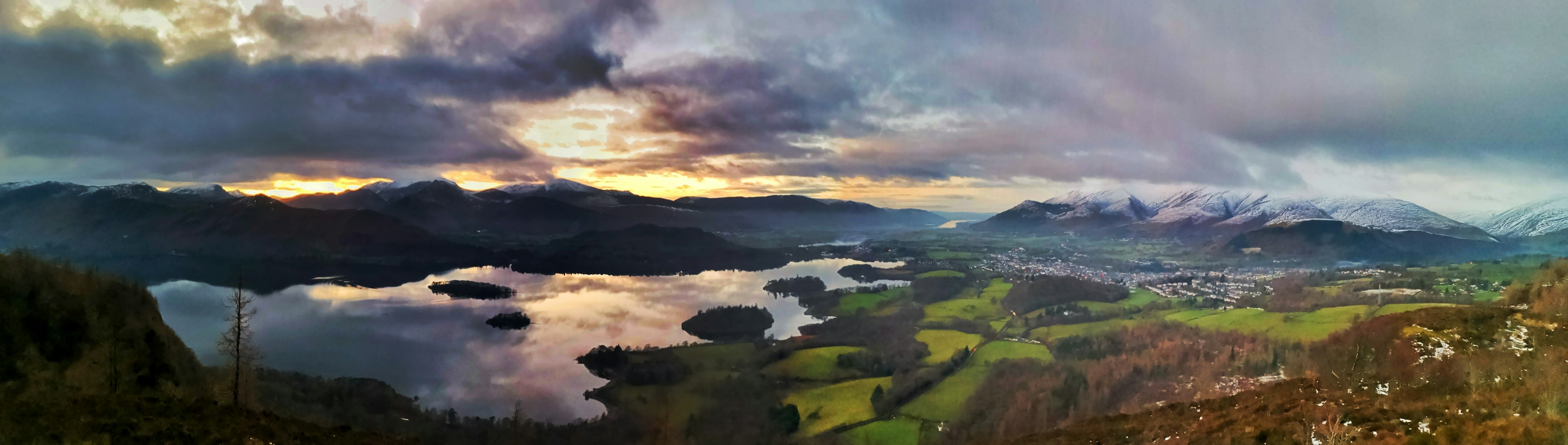 Panoramic view showing Derwent water and mountains in the distance