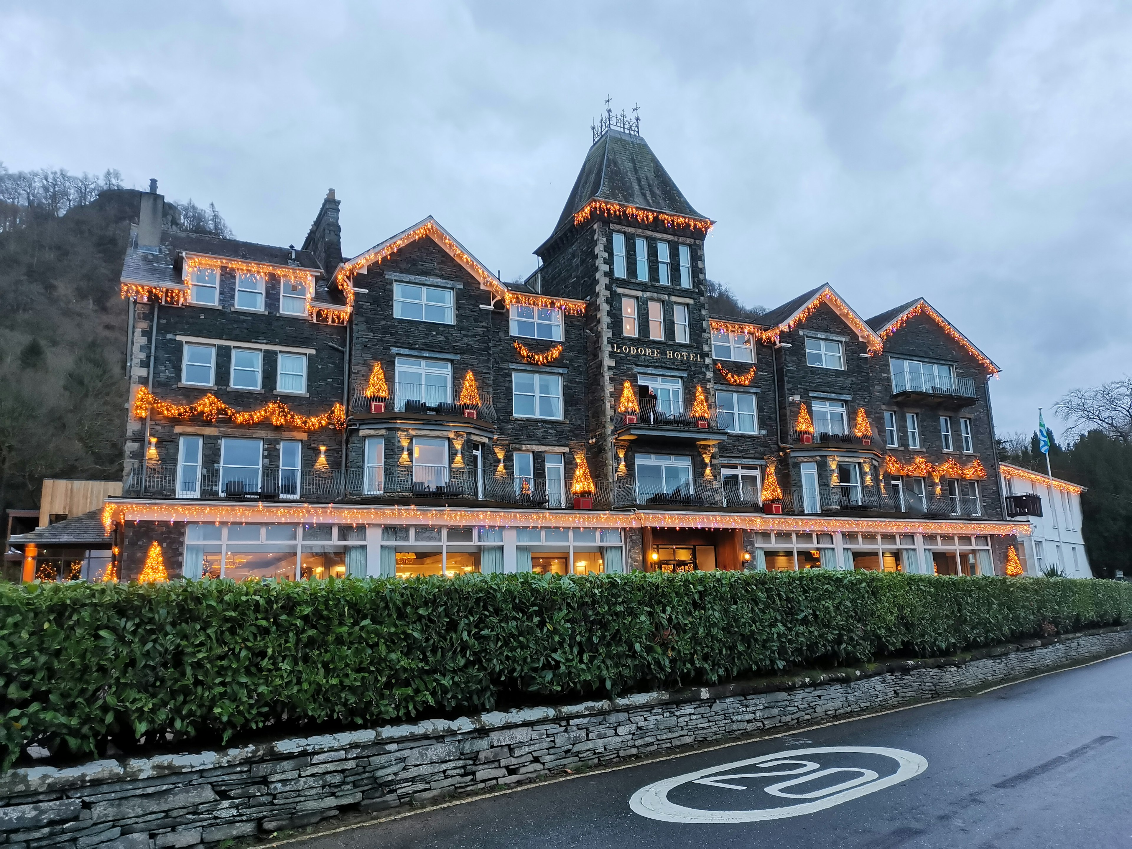 Lodore Hotel