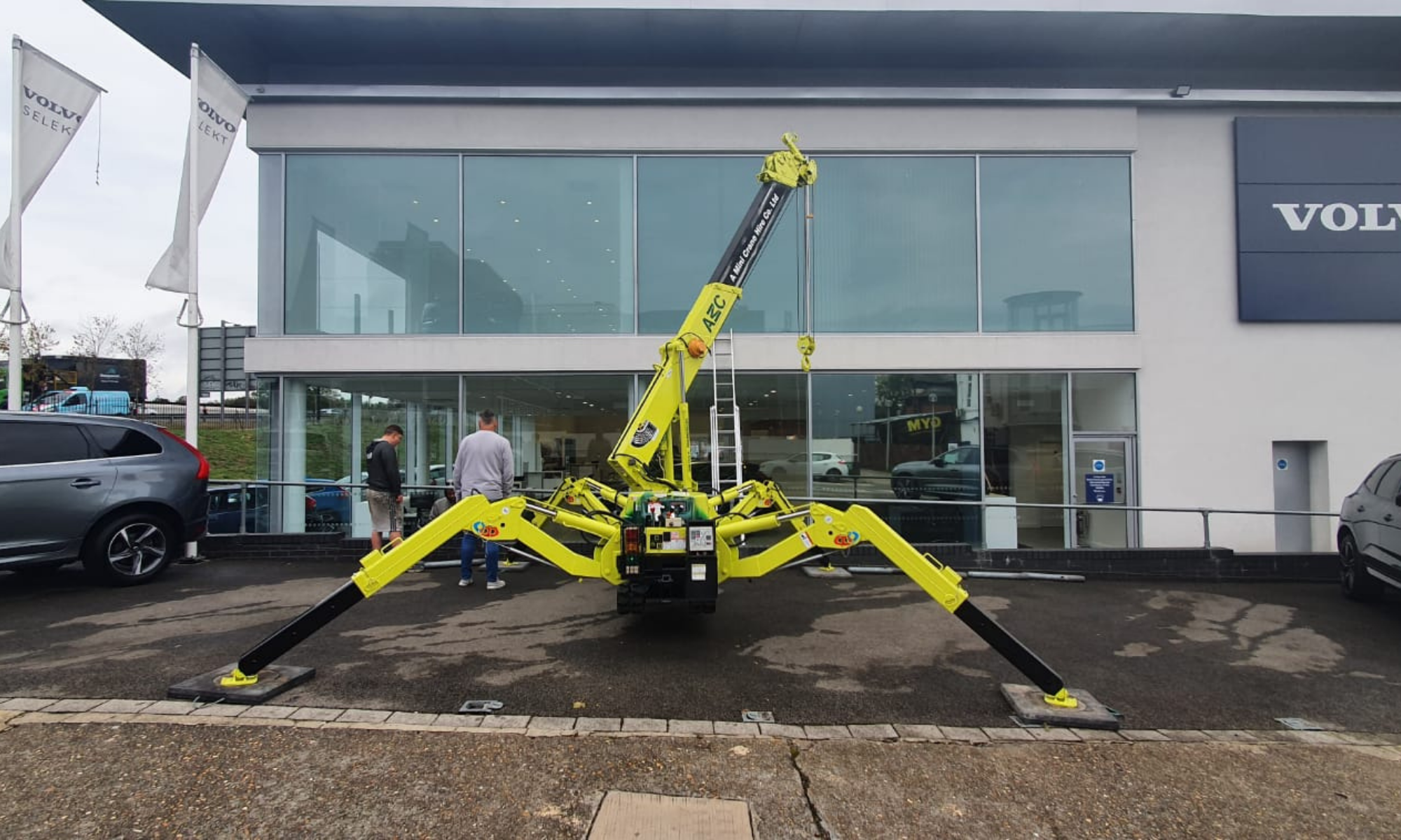 Volvo Dealership Chiswick MC285