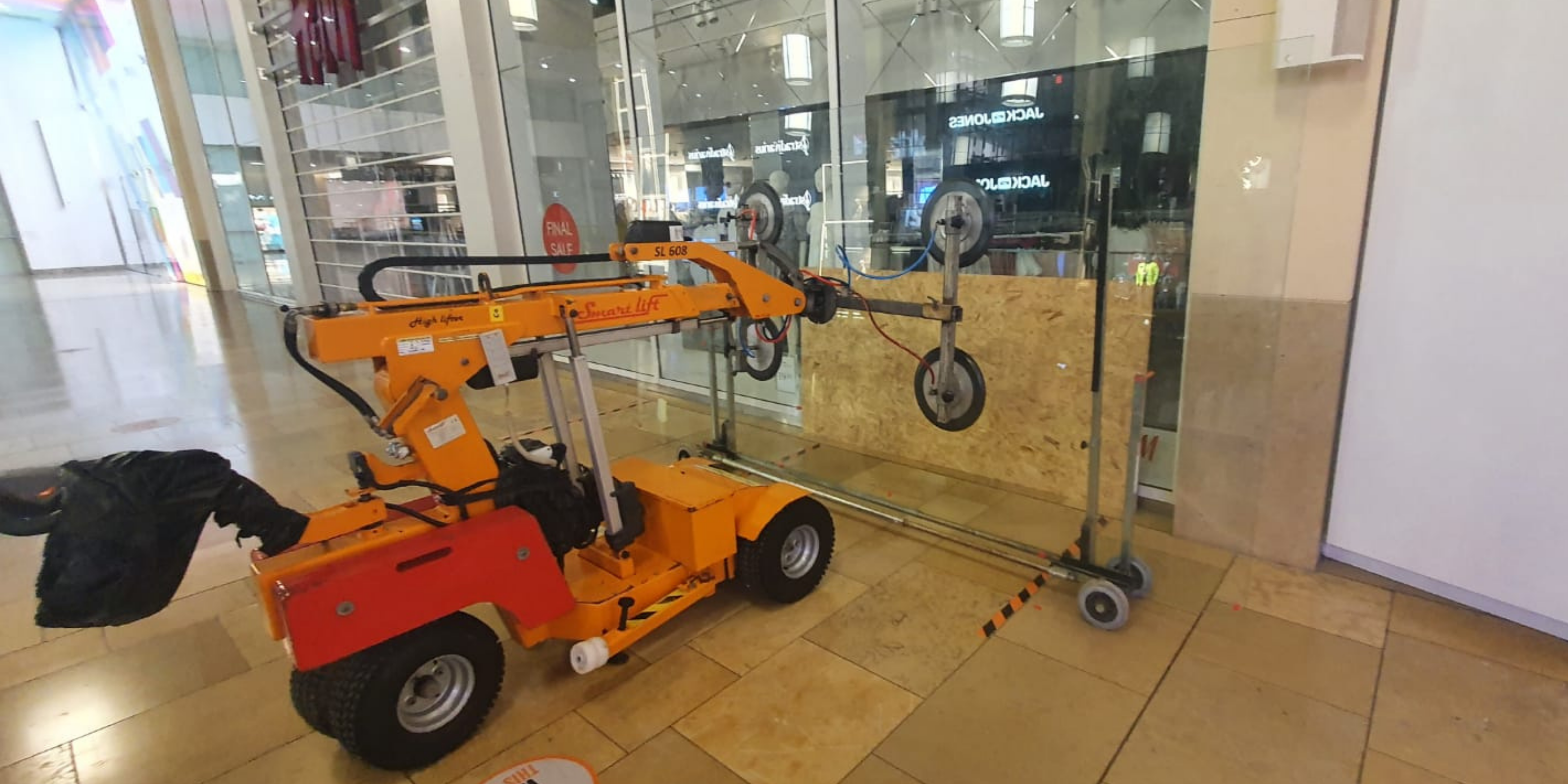 Cardiff Shop Front Glass Exchange Case Study AMC Hire