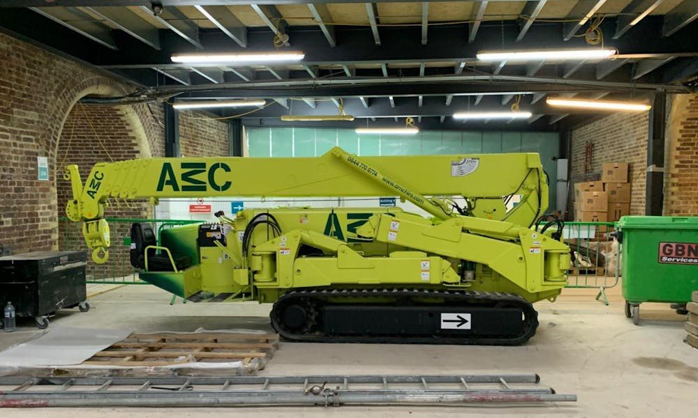 MC405 Spider Crane Borough Market