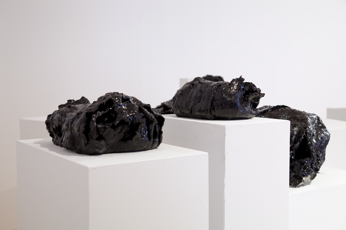 Fabien Giraud and Raphaël Siboni, Les Choses Qui Tombent, 2009, installation at Gertrude Contemporary.