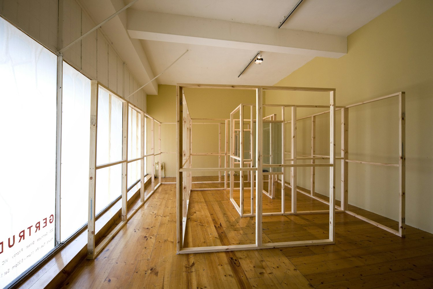 William Seeto, De Capo Senza Repetizione, 2008, installation at Gertrude Contemporary. Image courtesy of the Gertrude Contemporary archives.