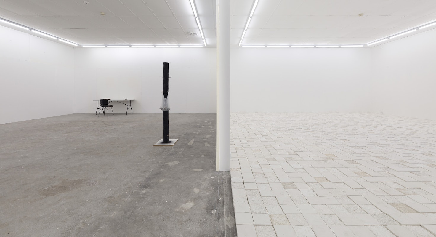 Installation view of Dean Cross, BLACK SMOKE WHITE WALLS, and Sarah Ujmaia, Marmoreum, presented at Gertrude Contemporary, 2024. Photo: Christian Capurro