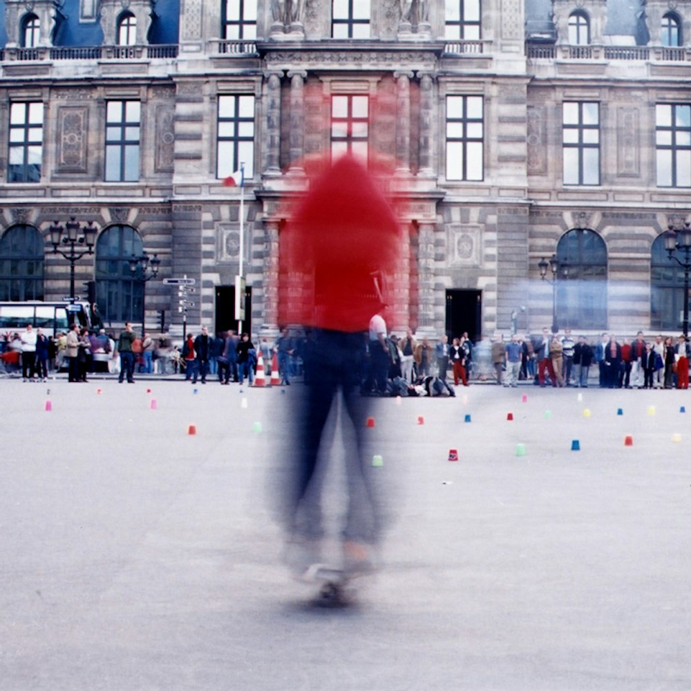 Detail, Shan Gladwell, Octopus 3: Still time, presented at 200 Gertrude Street, 2002. Image courtesy of the Gertrude Archive.