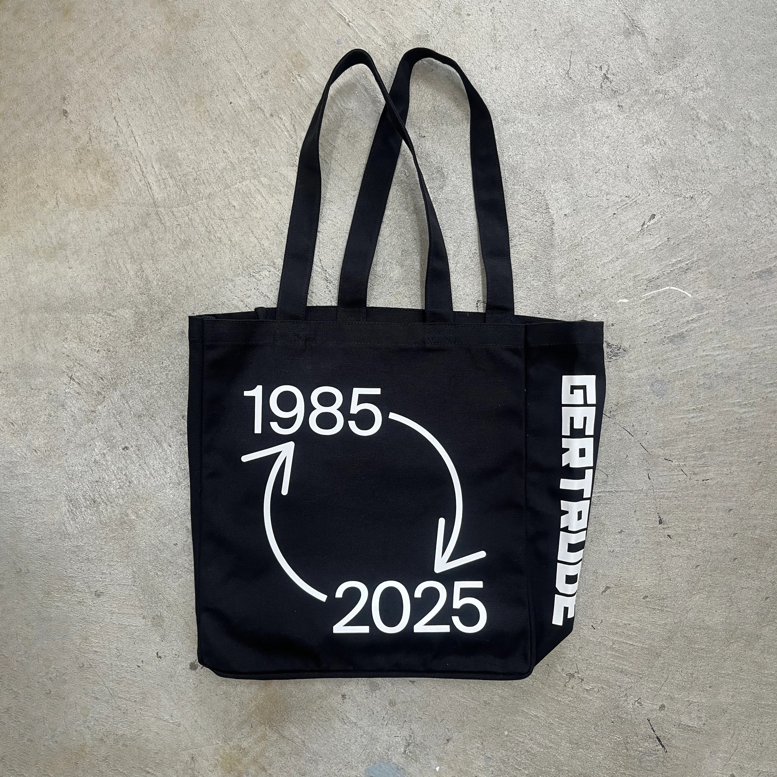 Gertrude 40 Year Anniversary tote bag. Design: Narelle Brewer.