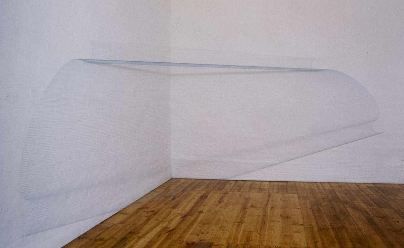 Sandra Selig, Deep Timed, sewing thread and nails, 5 m wide, x 2 m high, 1.5 m deep (variable), 2000, installation view, Octopus 1: Techno-Minimalism, 200 Gertrude Street, Naarm Melbourne, 2000. Courtesy and copyright the artist.