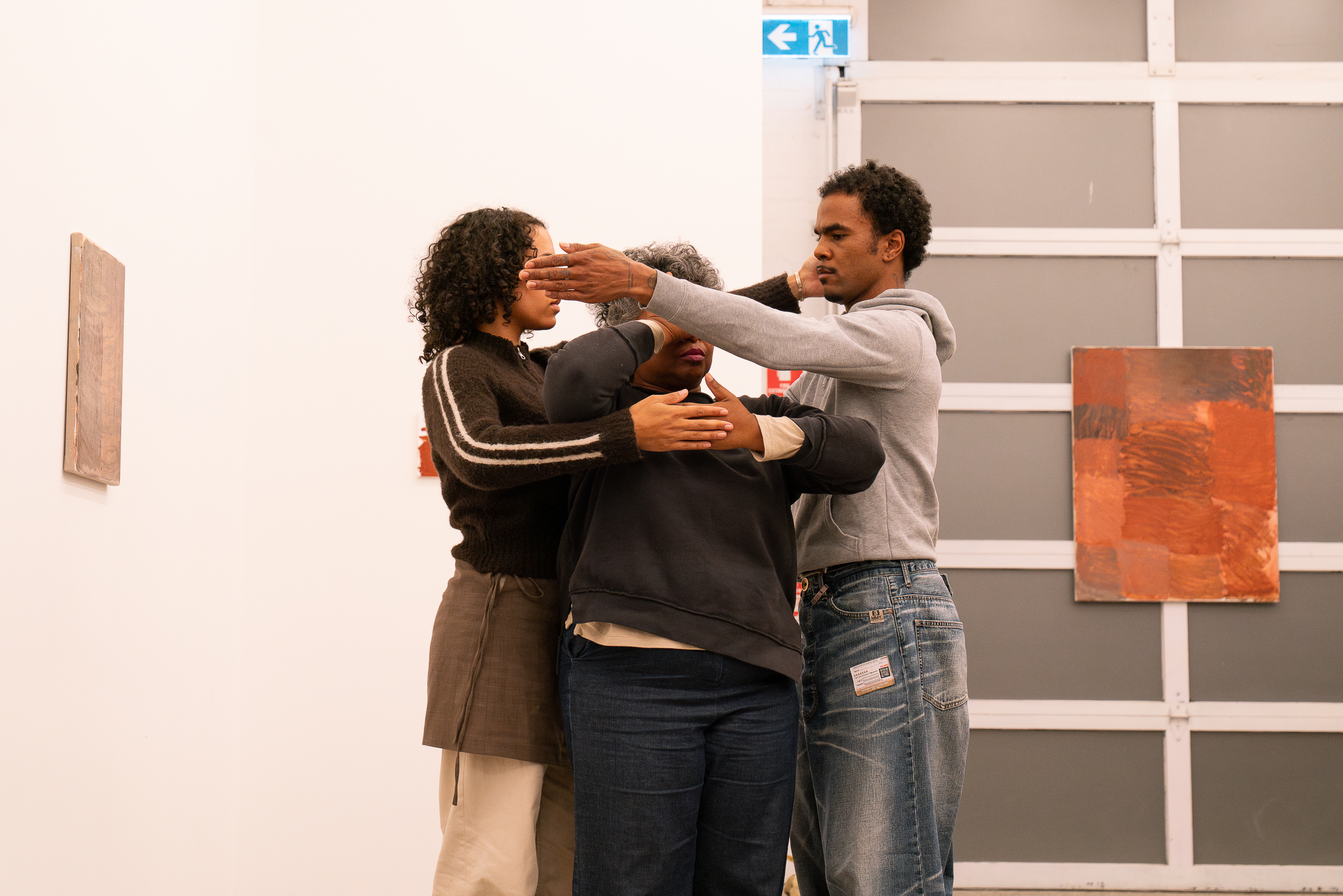 Arini Byng, How to Just Be, 2025, performance documentation, How we breathe, Gertrude Glasshouse, 2025. Performers: Jacob Coppedge, Peta Duncan, and Amaara Raheem. Photo: Machiko Abe. Courtesy of the artist.