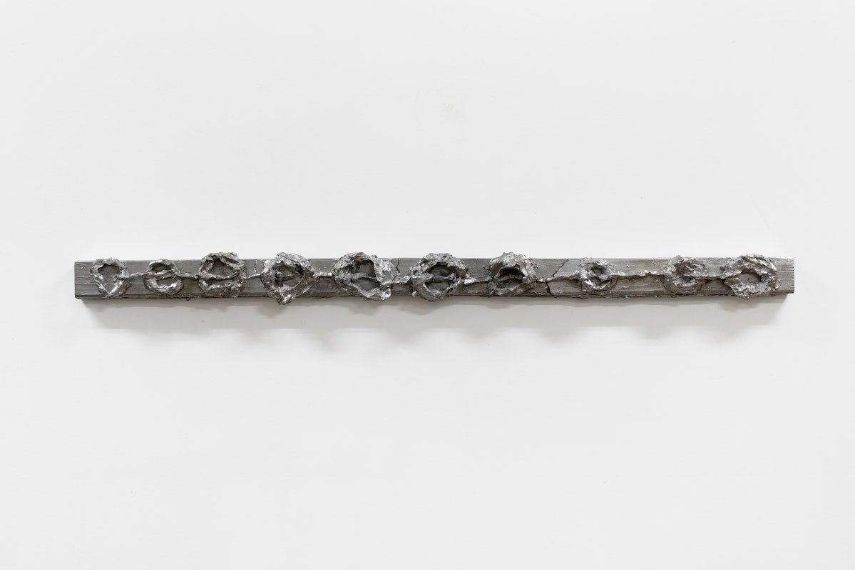Tara Denny, skyline_ stays, 2025, aluminium, casted at malwood foundry, courtesy and © the artist, photo: Guy Grabowsky.