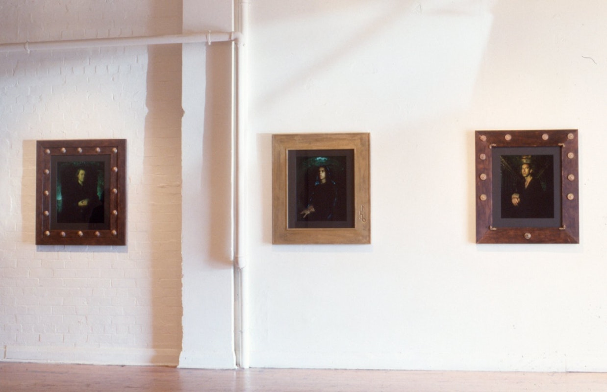 Installation view of Fiona MacDonald's Honno Soit Qui Mal Y Pense?, 1989. Image courtesy of Gertrude Archive.