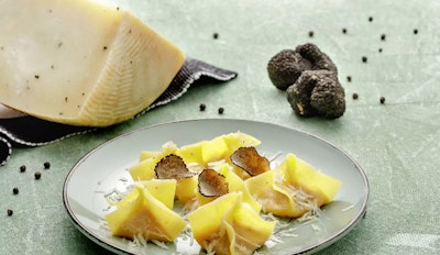 Tortelli di Zucca Pecorino Tartufato 