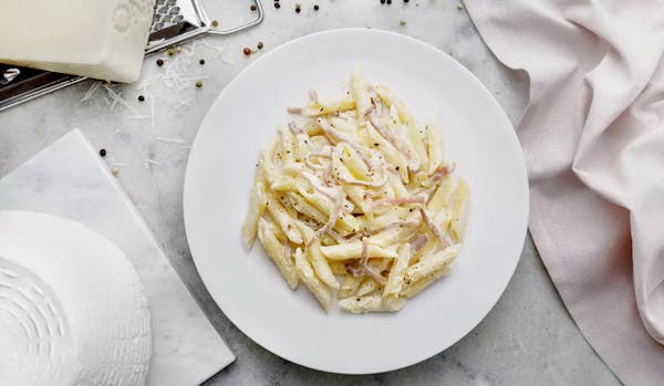 Penne con speck e Ricotta